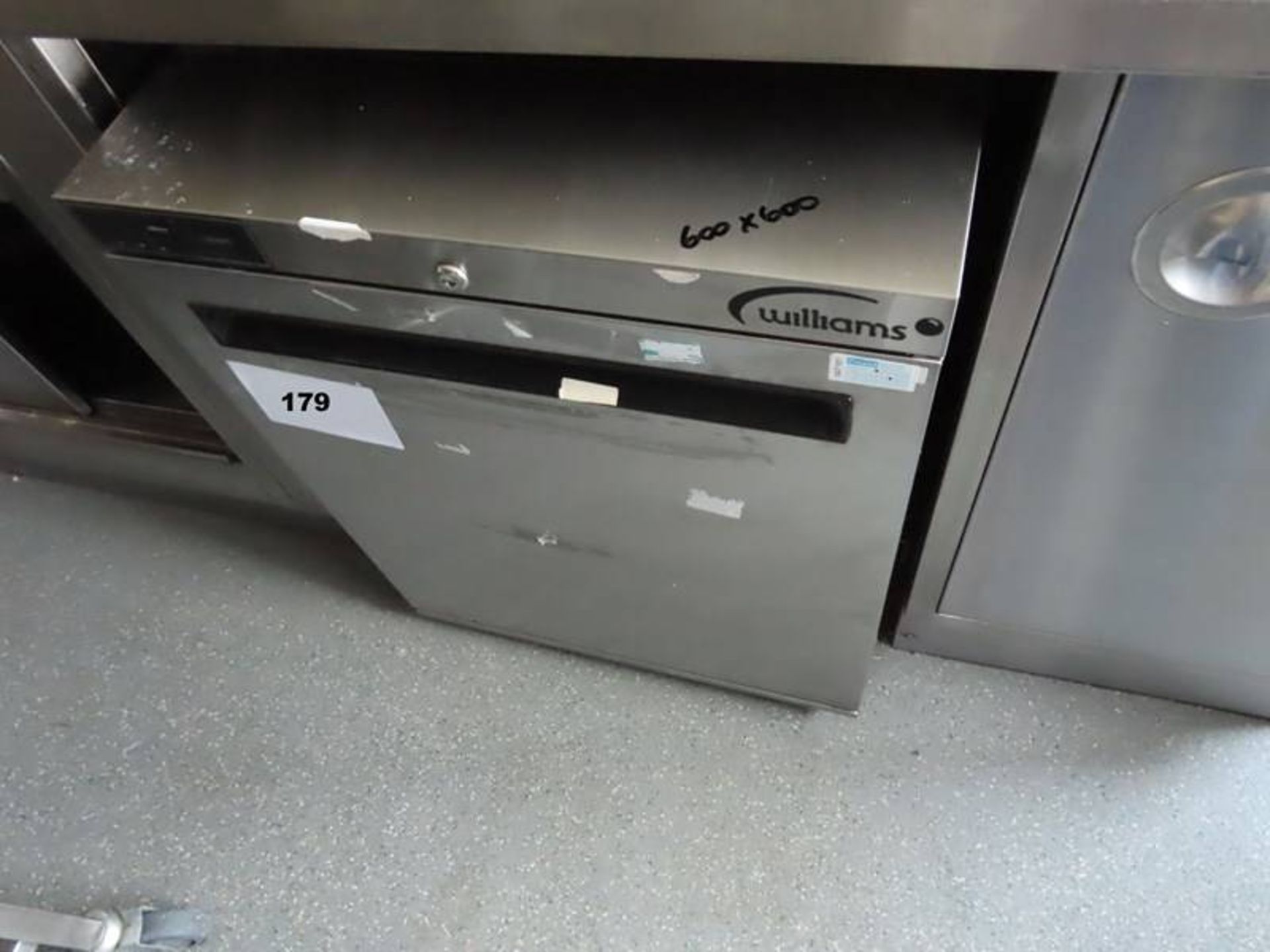 STAINLESS STEEL WILLIAMS FRIDGE.