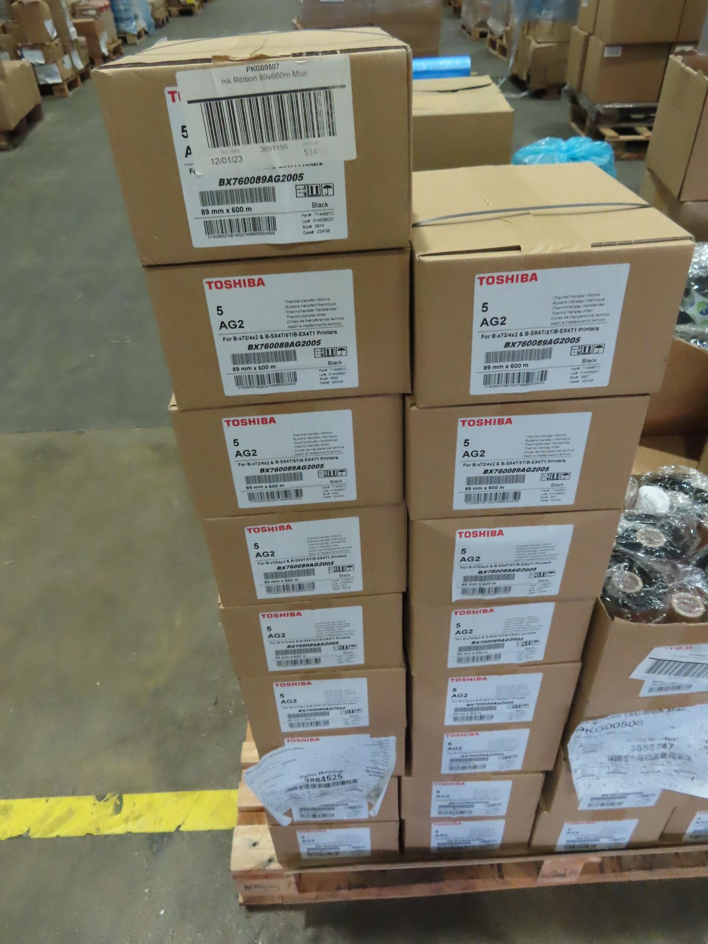 PALLET OF VARIOUS TOSHIBA PRINTER PAPER. - Image 2 of 7