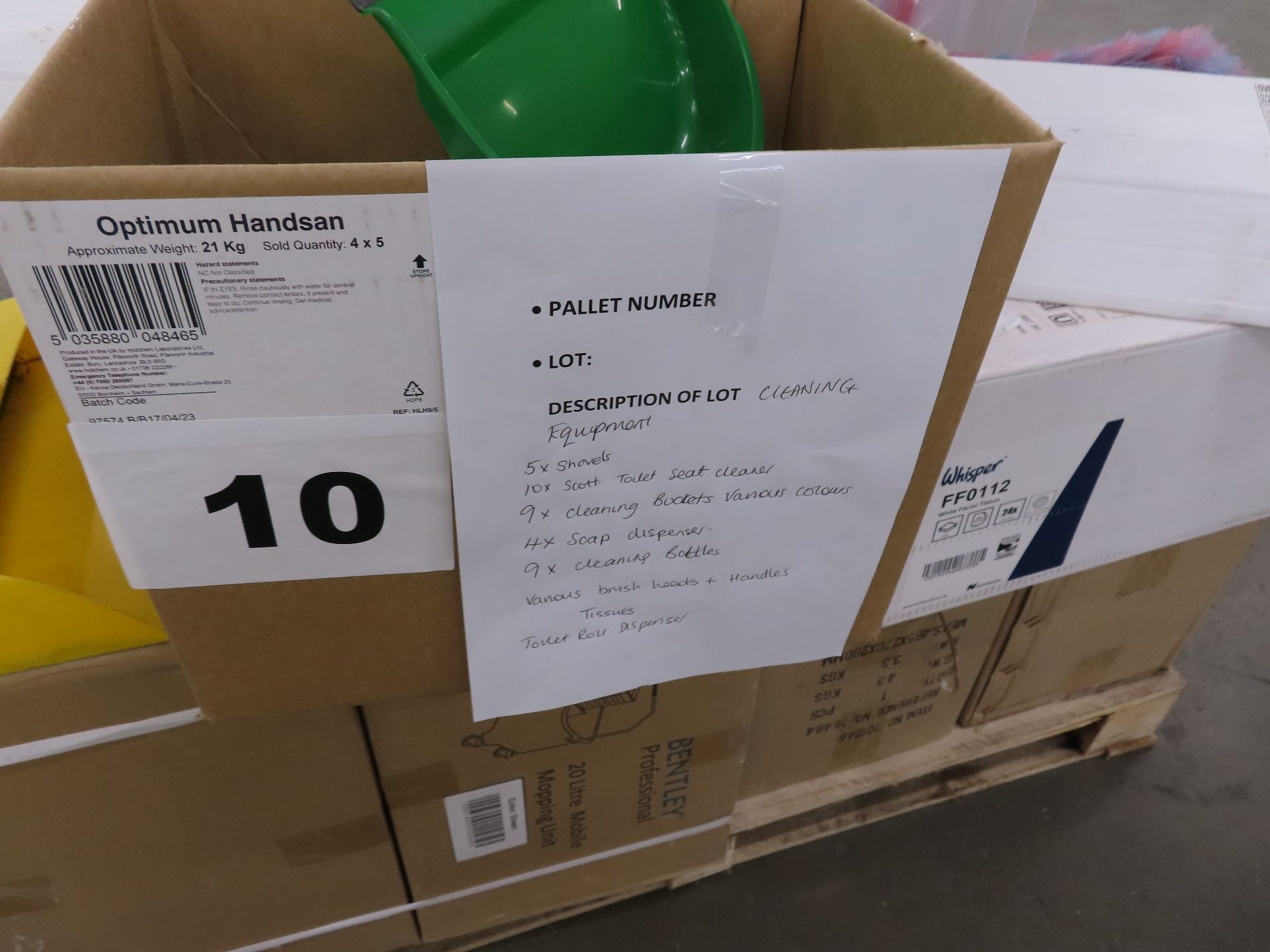 PALLET OF VARIOUS CLEANING ITEMS. - Image 2 of 4