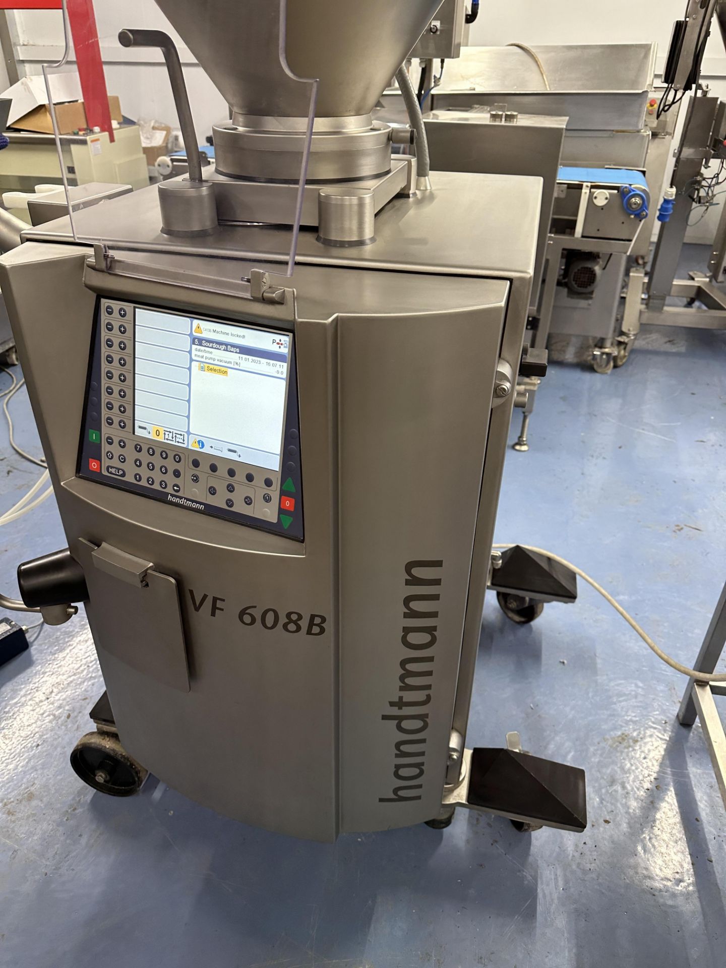 HANDTMANN VF608B VACUUM FILLER. AS NEW