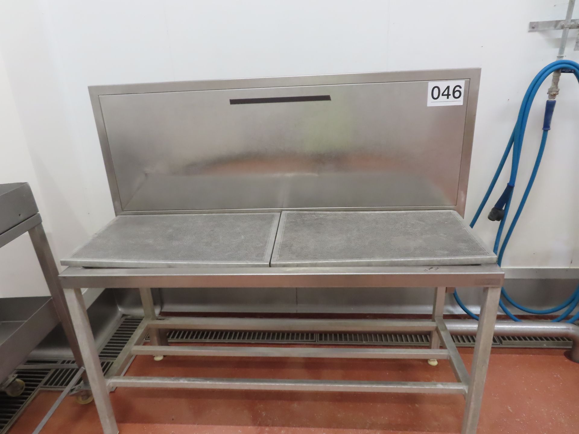 SYSPAL DRAINING TABLE.