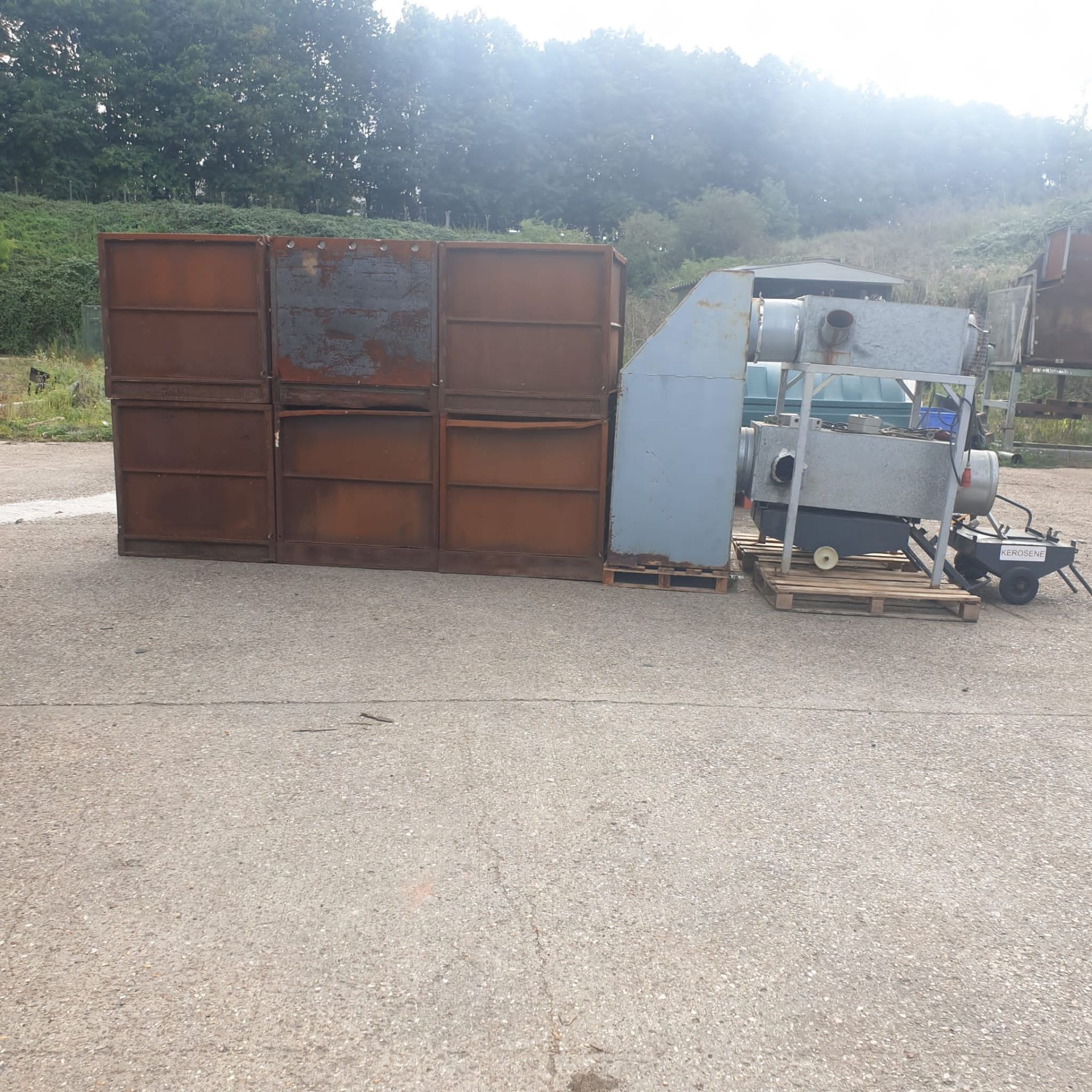 GARLIC BURNER AND BINS.