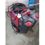 ELECTRIC STEAM CLEANER.