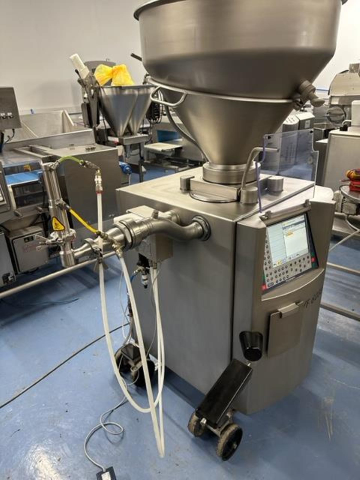 HANDTMANN VF608B MOBILE VACUUM FILLER, AS NEW. WITH LOTS OF SPARES. - Bild 3 aus 6