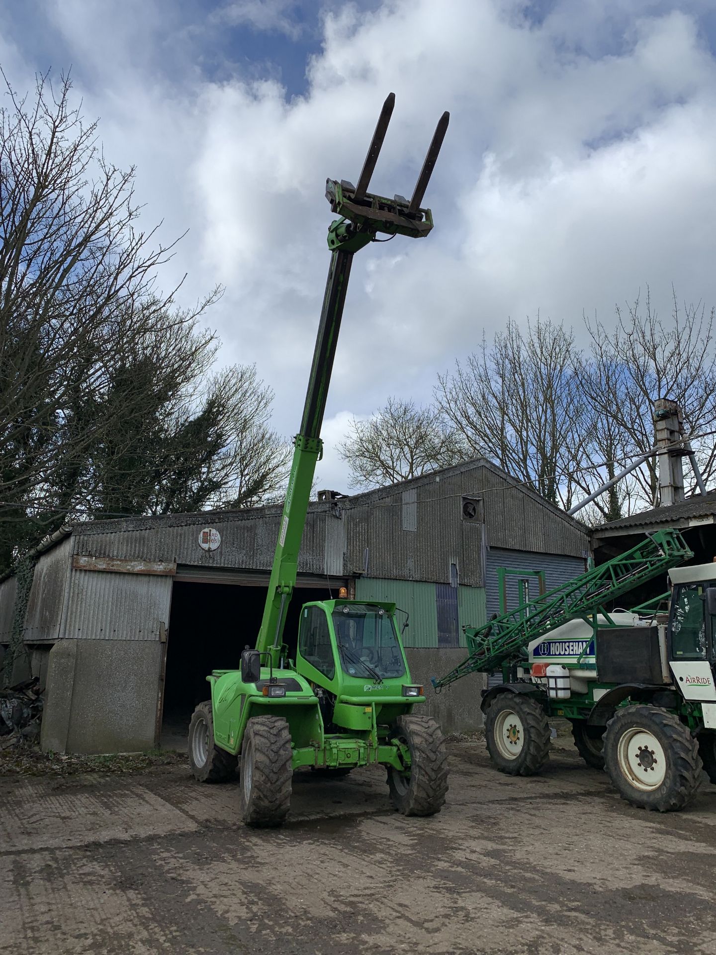 2011 Merlo P34.7 Plus Turbo Farmer telehandler, KX11 DVF, 4950 hours, with pallet tines, on JCB - Image 2 of 10