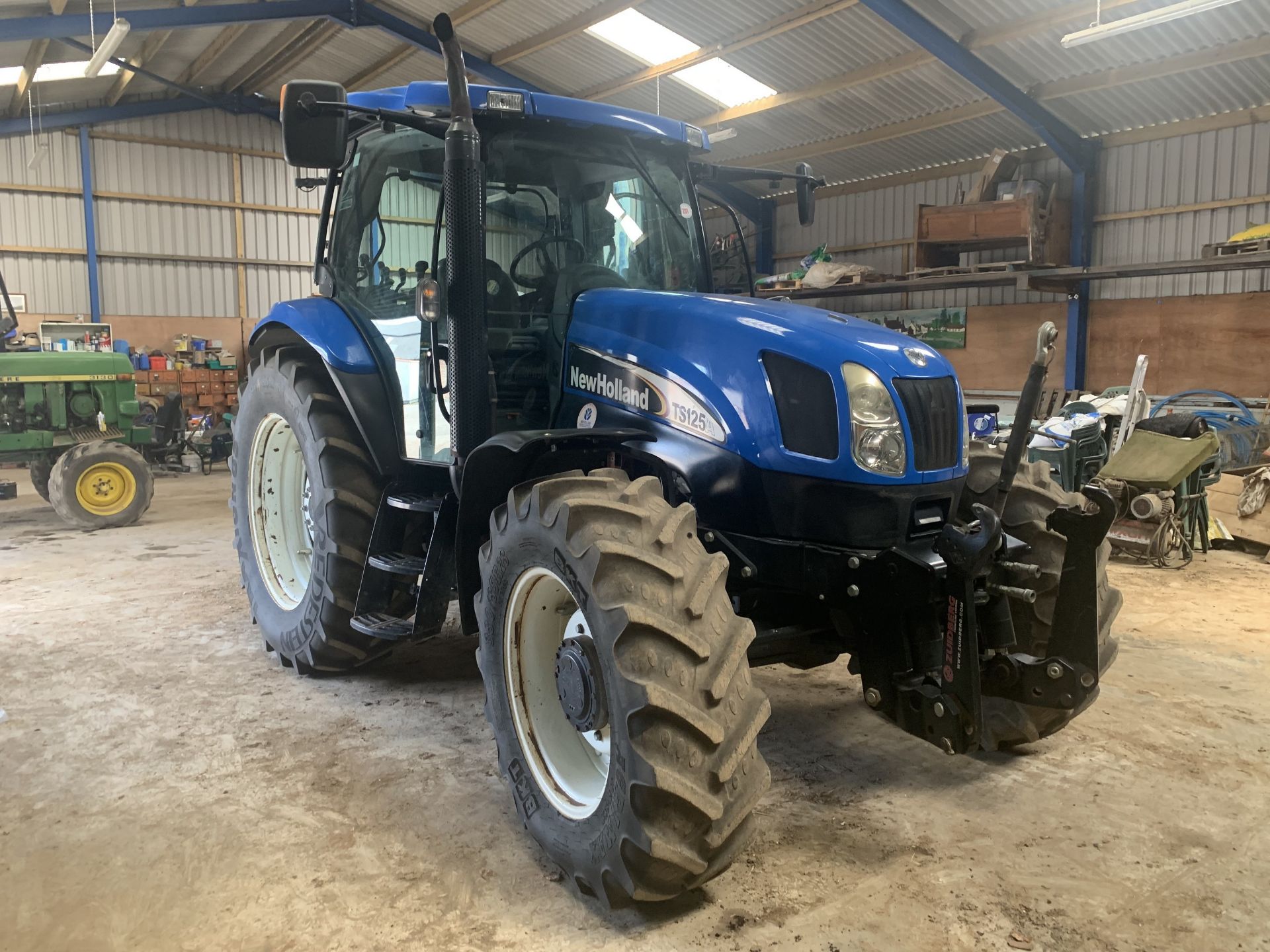 New Holland TS125A tractor, YX04 EKY, 4000 hours, with front linkage, with V5 - Image 10 of 10