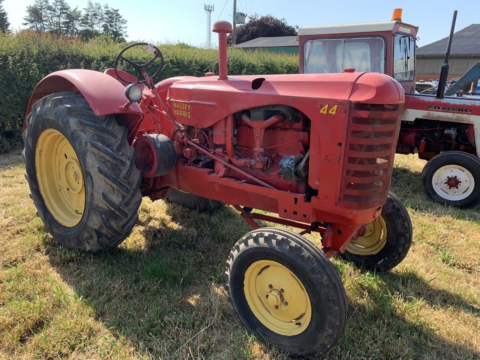 NO VAT Massey Harris 44 tractor, non runner - Image 4 of 4