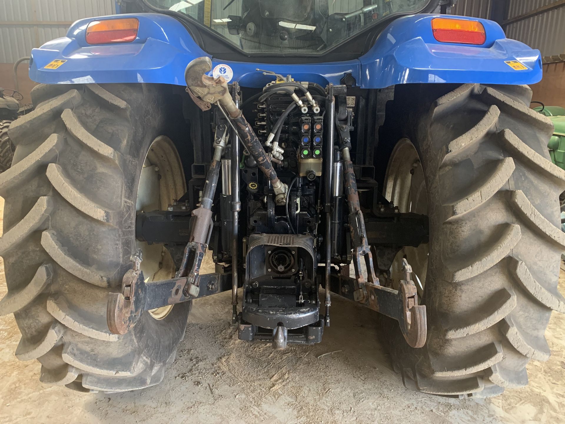 New Holland TS125A tractor, YX04 EKY, 4000 hours, with front linkage, with V5 - Image 8 of 10