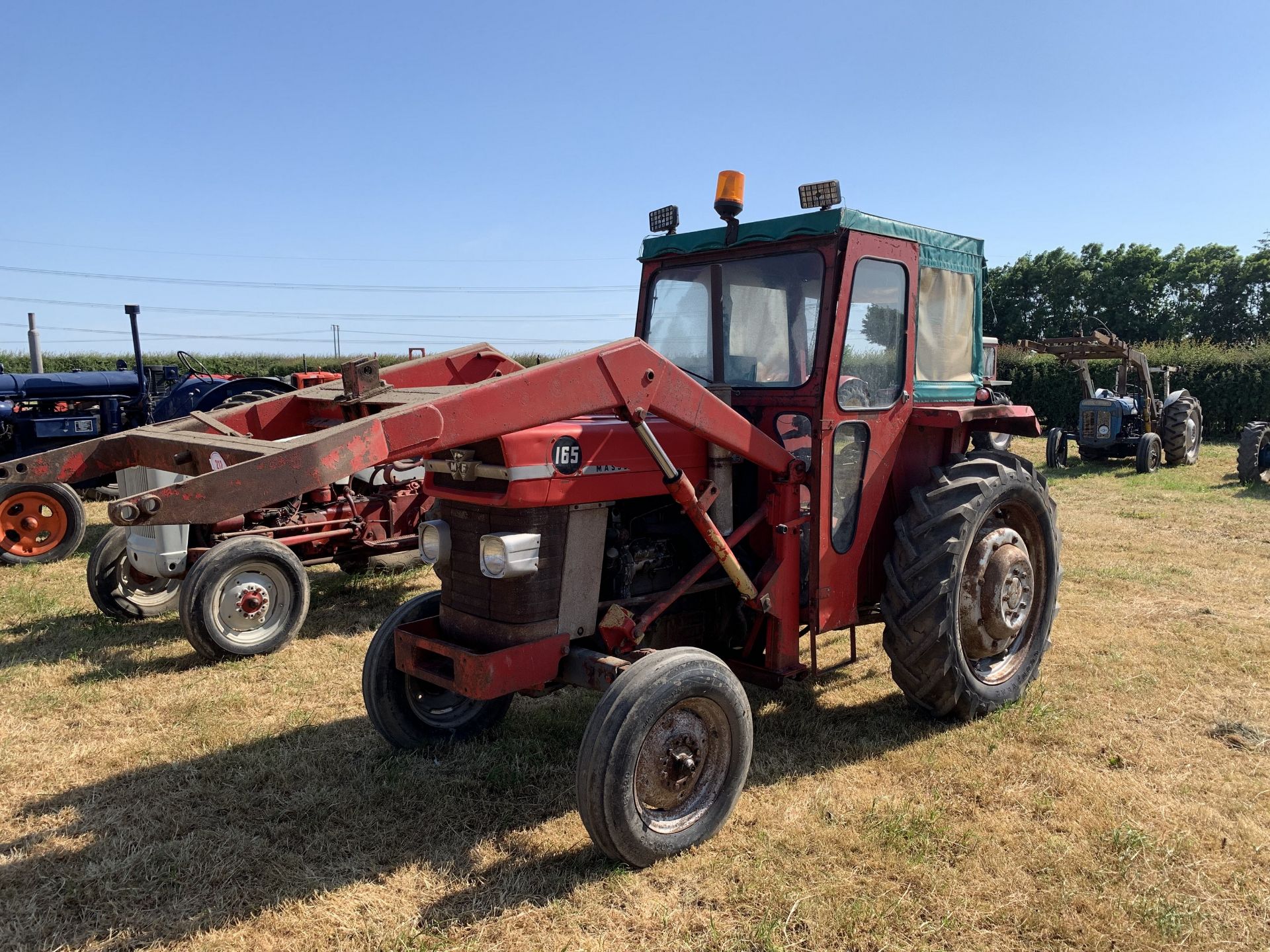 NO VAT Massey Ferguson 165 loader tractor, FNM 621E