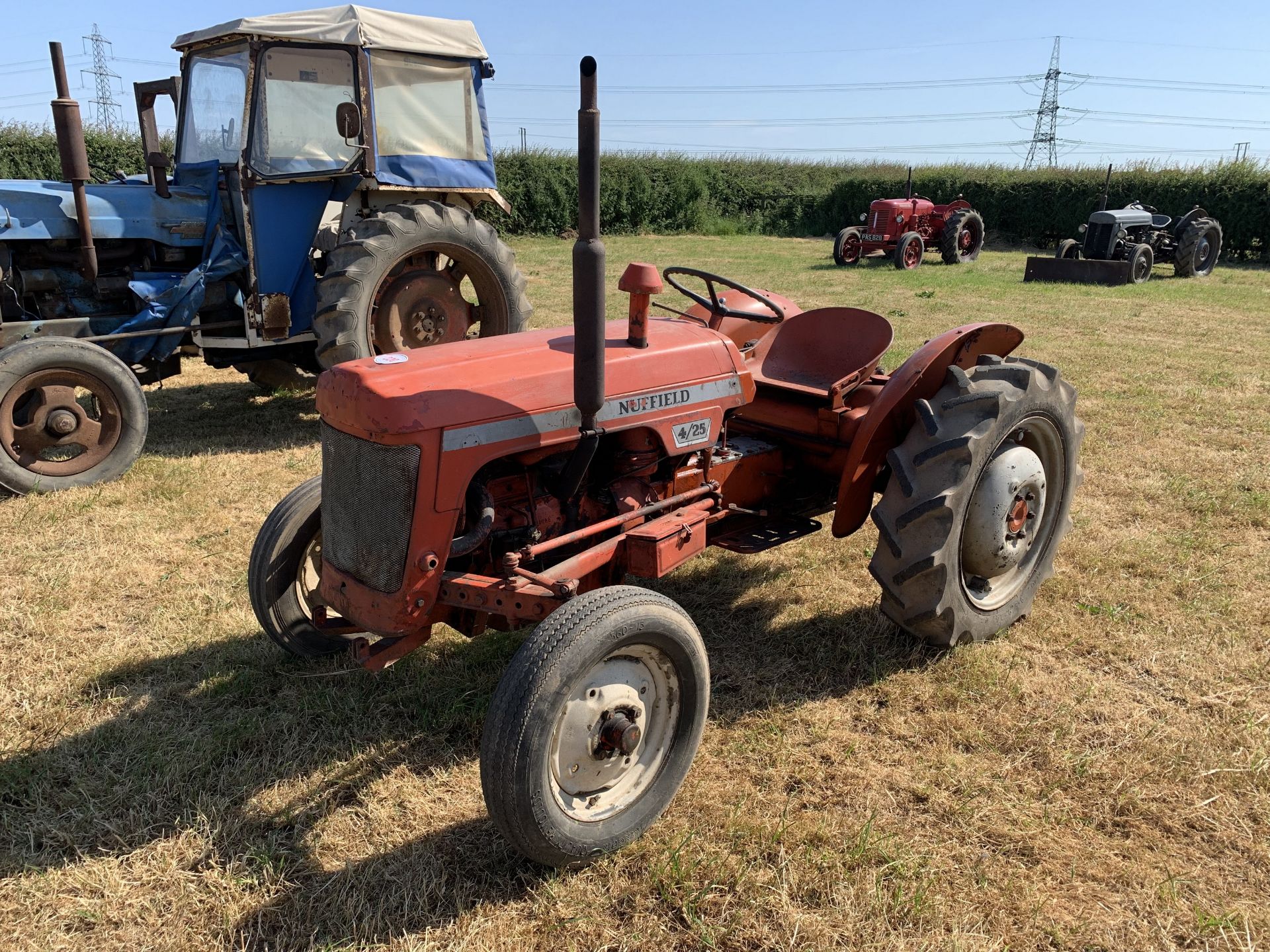 NO VAT Nuffield 4/25 tractor, 1526 hours