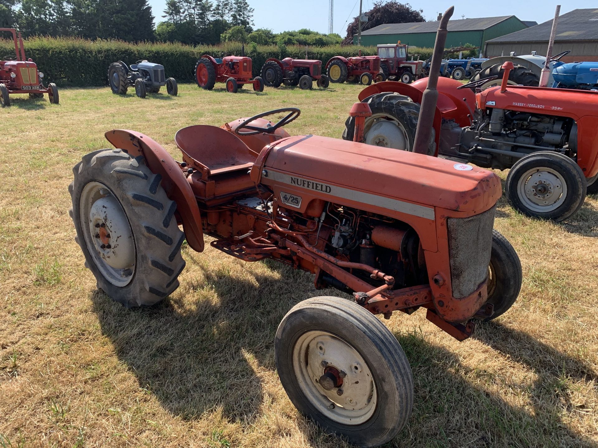 NO VAT Nuffield 4/25 tractor, 1526 hours - Image 4 of 4