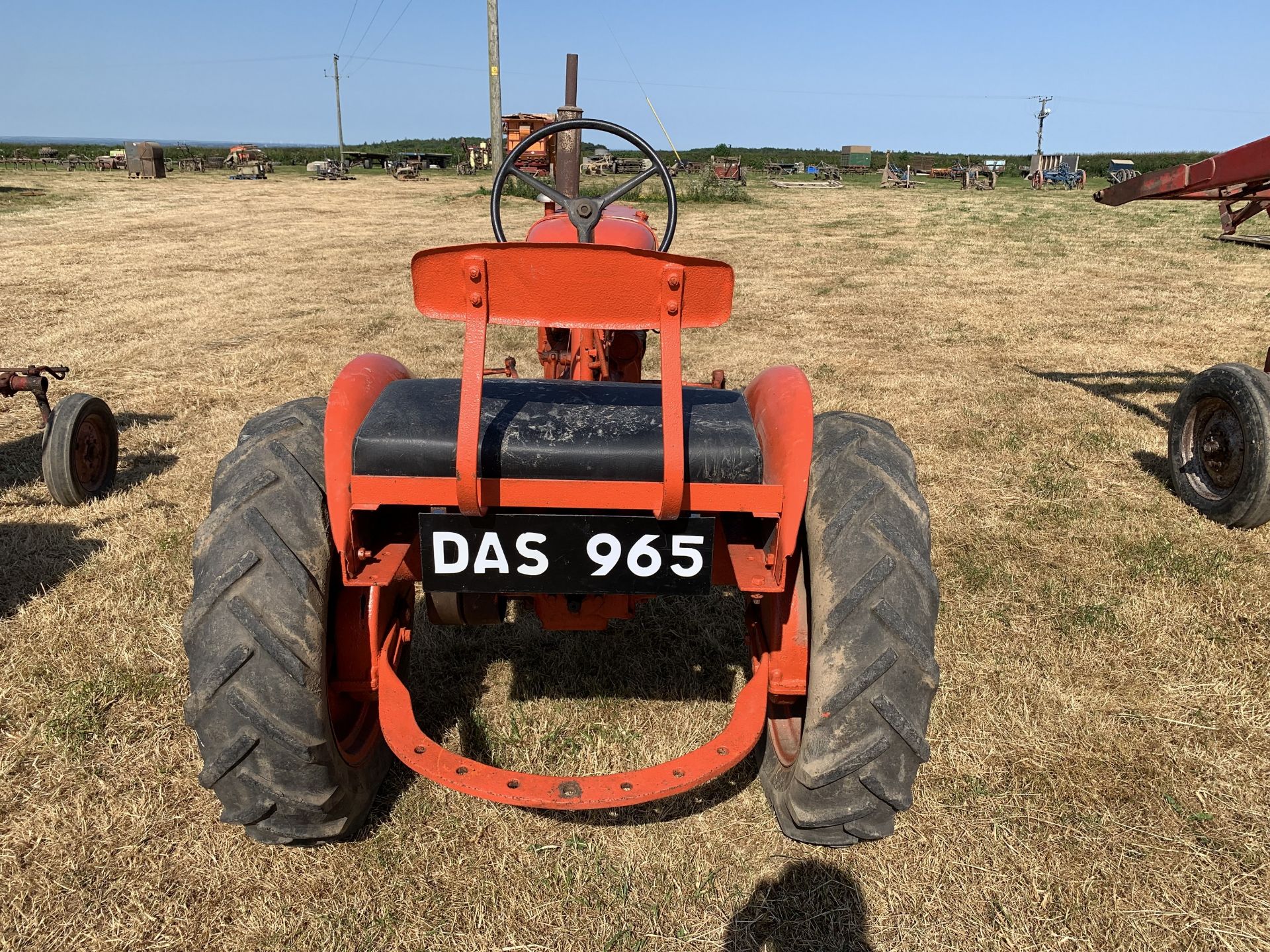 NO VAT Allis Chalmers Model B petrol/paraffin tractor, DAS 965, with V5 - Image 3 of 4