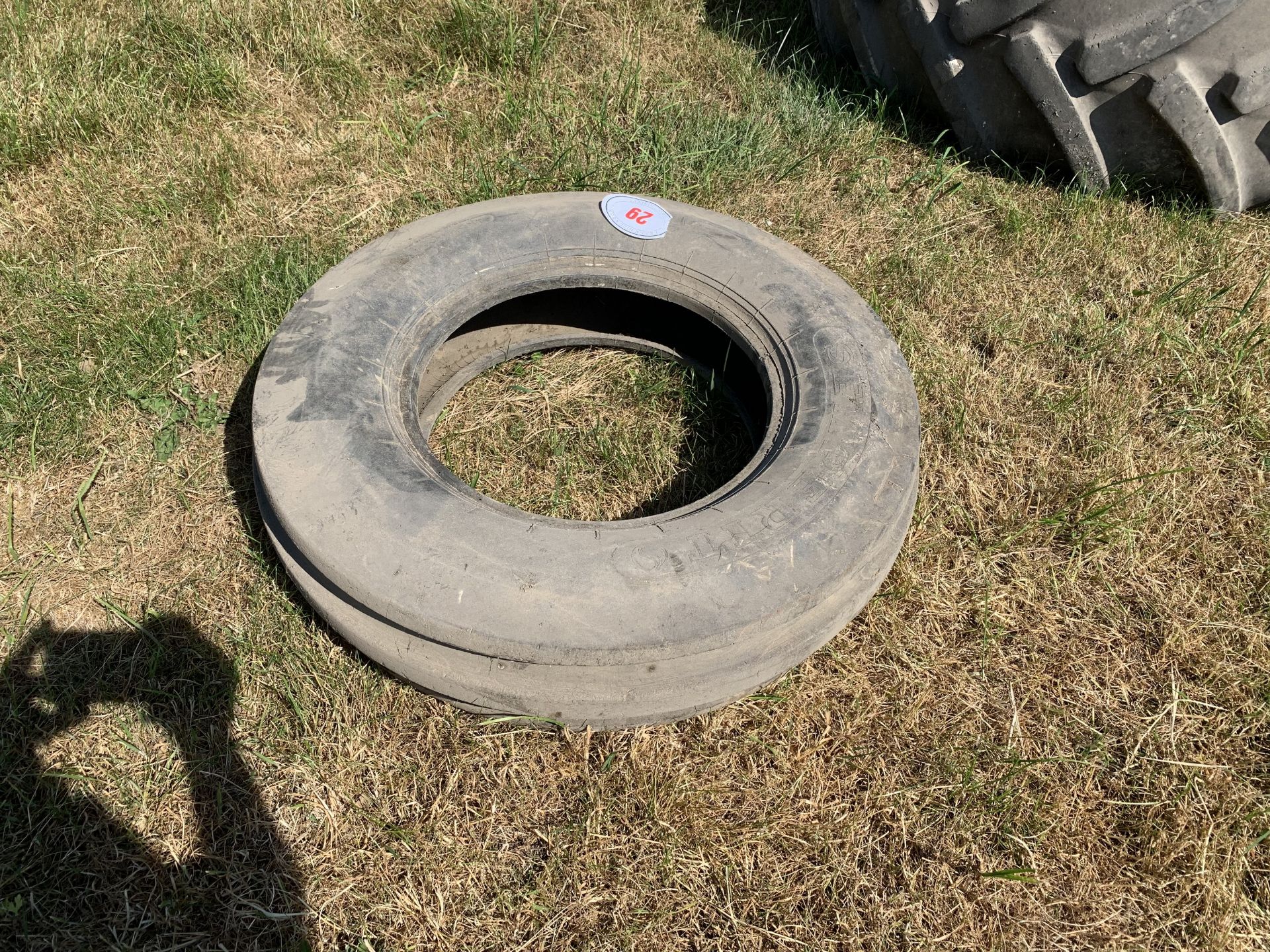 7.5-16 tyre