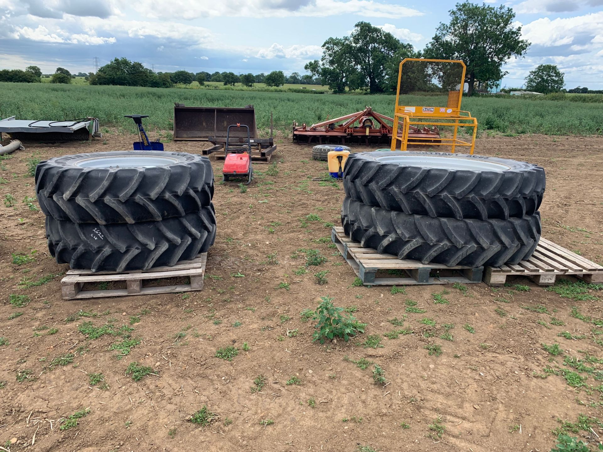 4 row crop wheels & tyres 380/85R30 & 380/85R46 - Image 3 of 3