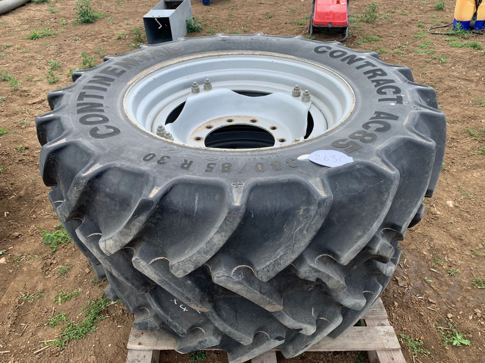 4 row crop wheels & tyres 380/85R30 & 380/85R46 - Image 2 of 3