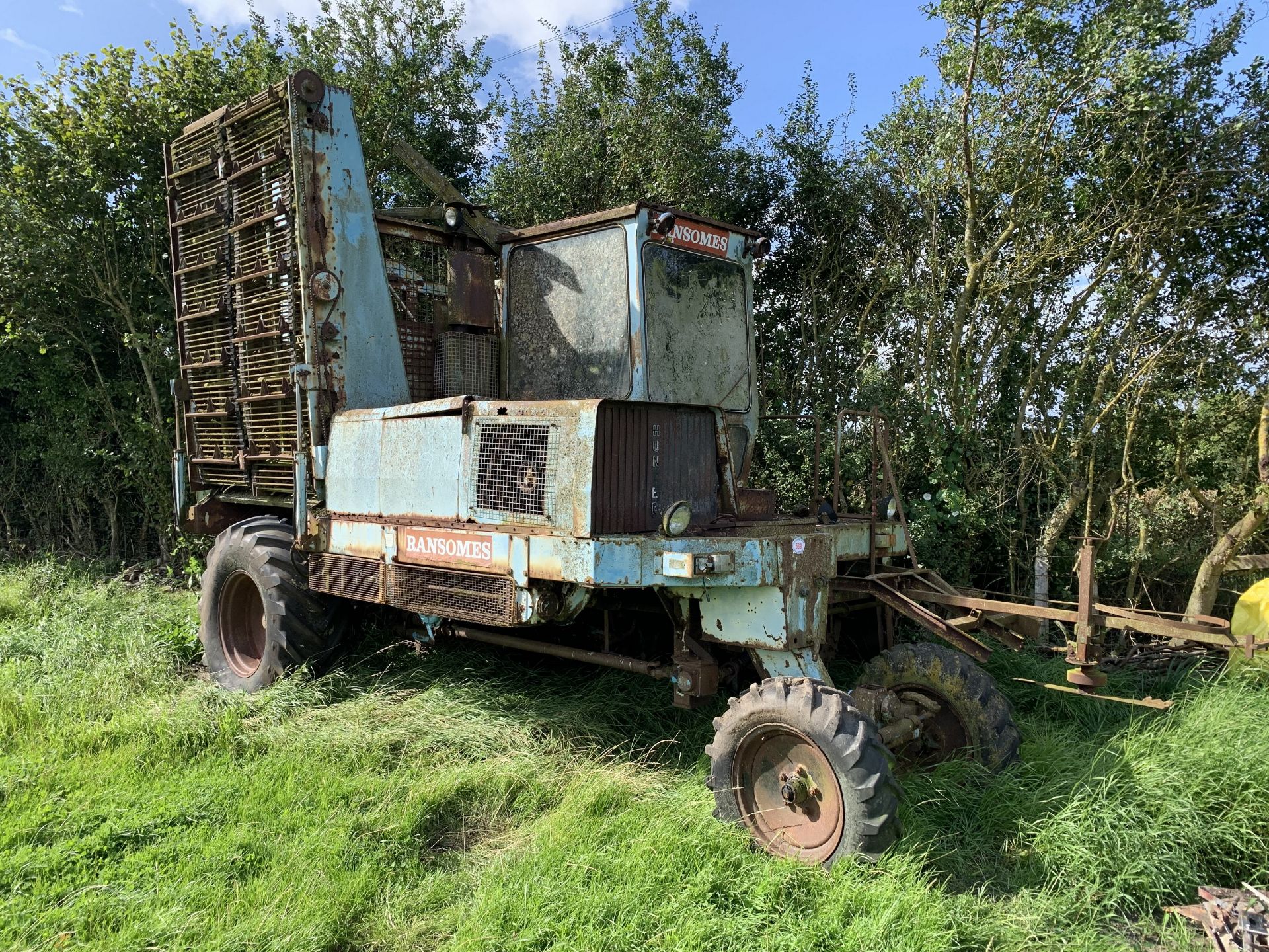 Ransomes Hunter 2 row beet harvester, 4 cylinder Ford diesel engine, non-runner, not road