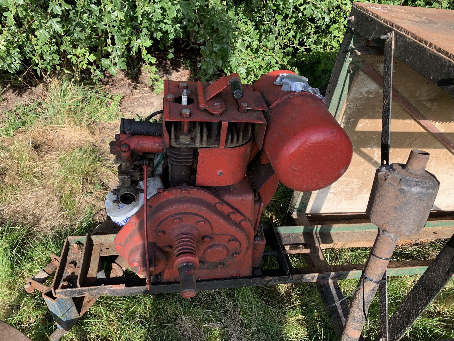 Engine driven saw bench