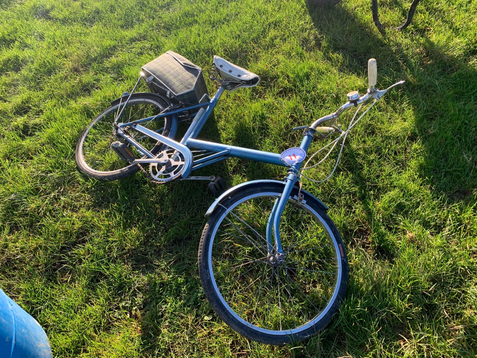 Ladies' bicycle