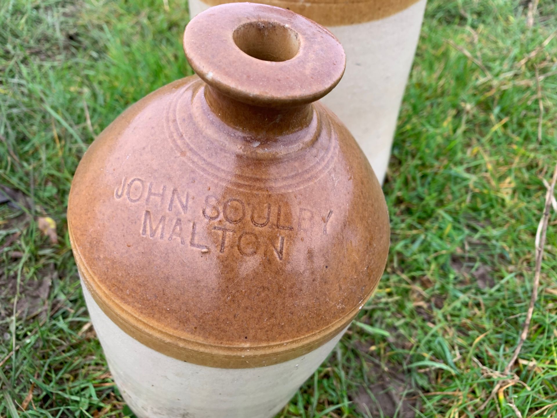 2 Earthernware pots - Image 2 of 2