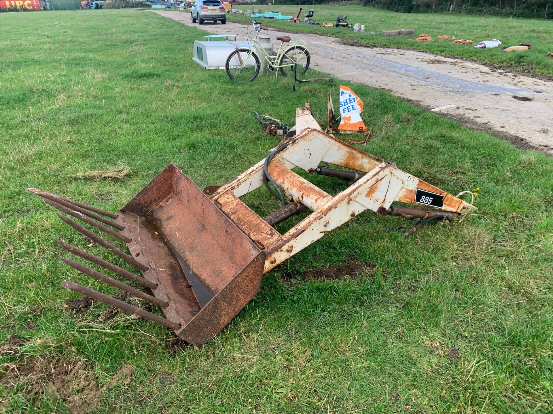 David Brown 885 front loader with brackets