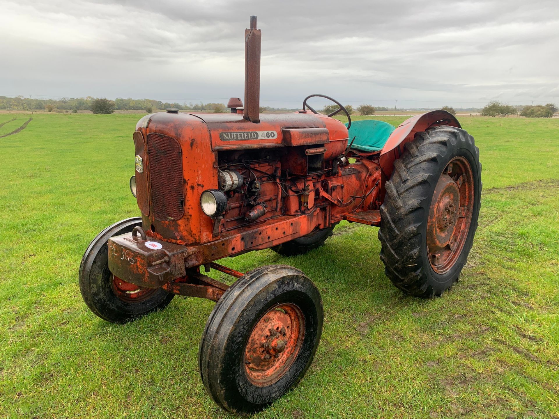 Nuffield 460 tractor, PBE 366, diesel, with V5 & key - Image 6 of 6