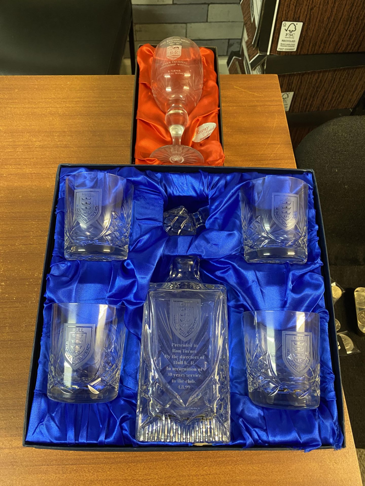 Hull KR decater & tumbler glasses & league championship wine glass