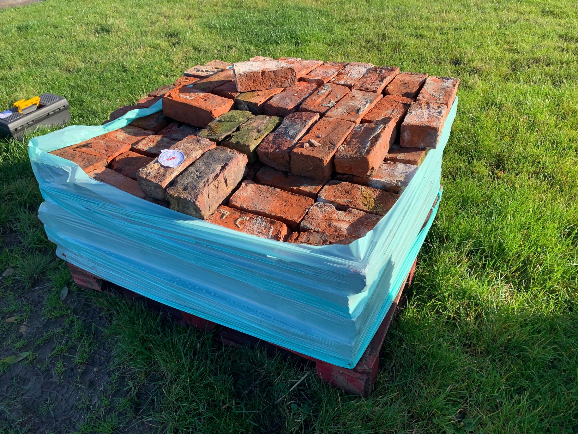 Pallet of bricks appox 260