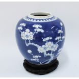 Chinese blue and white prunus jar with chinoiserie stand, c3936