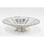 George V silver pierced pedestal bowl, Sheffield 1916, 26cm