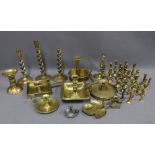 Quantity of brass candlesticks, etc (a lot)