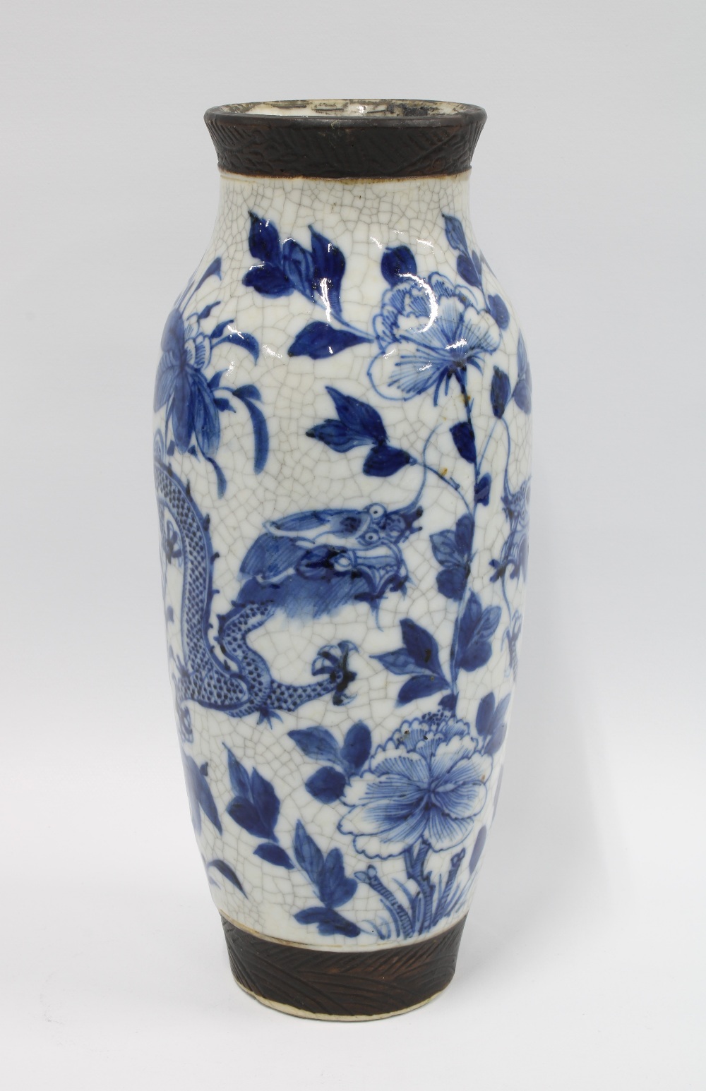 Chinese blue and white dragon vase, 29cm