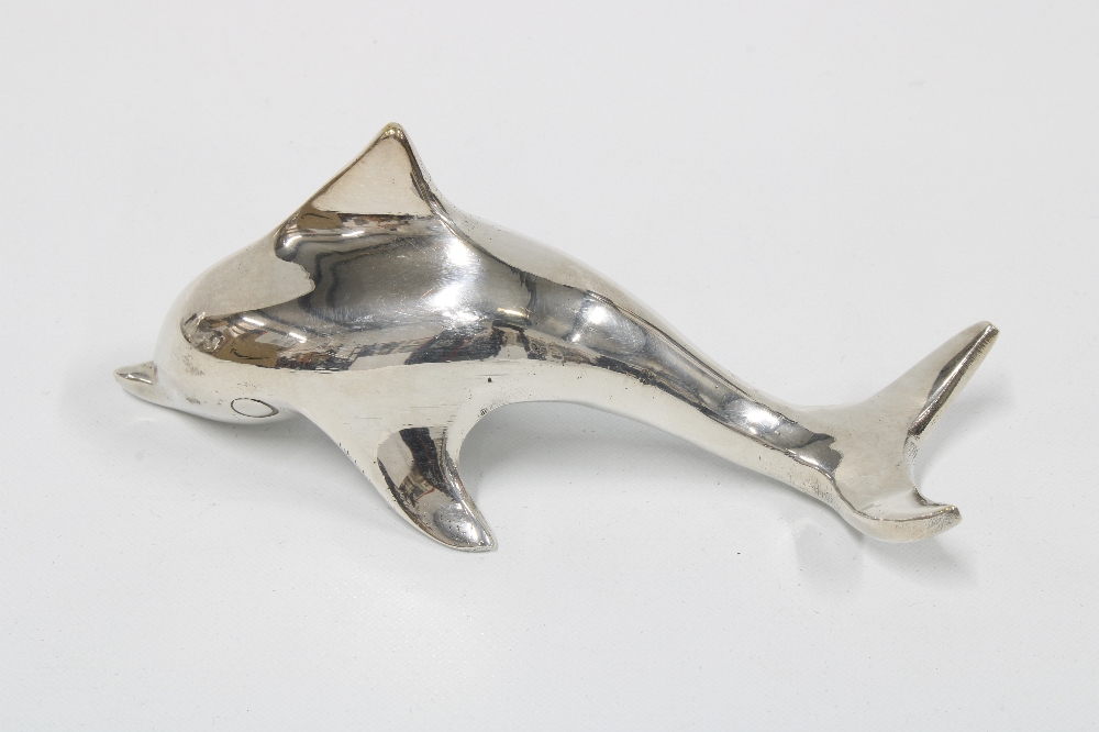 Silver plated dolphin desk paperweight, 12cm long - Image 2 of 3