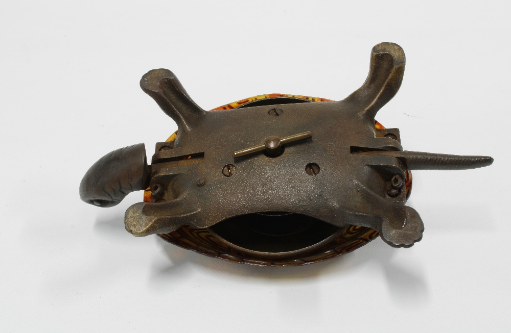 Early / mid 20th century novelty bronze desk bell in the form of a tortoise, impressed 'GSS' to - Image 3 of 3