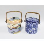 Losol Ware blue and white biscuit barrel and a Japanese biscuit barrel, 13cm excluding handle (2)