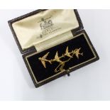 Edwardian 15ct gold seed pearl swallows brooch, 5.5cm long