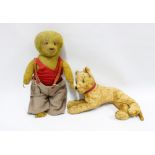 Vintage blonde fur lion with bead eyes and long tail, and a teddy bear with no ears, 39cm long (2)