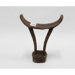 West African wooden neck rest with incised pattern, 18cm