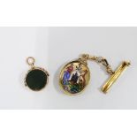 George V 9ct gold mounte hardstone swivel fob, Chester 1913 an a 9ct gold and enamel Edinburgh Crest