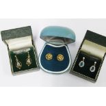 Pair of 9ct gold flowerhea earrings and two pairs of gemse drop earrings (3)