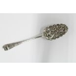 Georgian silver berry spoon, London c.1766, 21cm