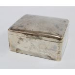 Edwardian silver cigarette box, rectangular hinged lid and cedar lined interior, Chester 1910, 11