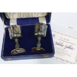 Toye Kenning and Spencer, cased pair of silver QEII silver jubilee goblets, Birmingham 1977 (2)