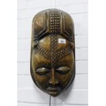 African wooden wall mask, 48 x 25cm.