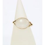 18ct gold Moonstone ring, size O