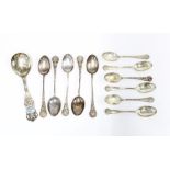 Set of five Scottish silver teaspoons, Glasgow 1903, together with a set of six continental silver