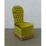 Buttonback upholstered bedroom chair, 48 x 86 x 40cm.