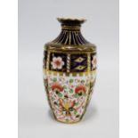 Royal Crown Derby style Imari vase, base numbered 6299, 15cm high