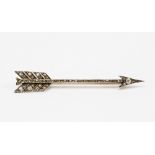 Late 19th / early 20th century diamond arrow brooch, set in unmarked gold and white metal, with