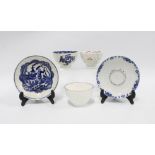 Collection of 18th century English tea bowls and saucers (5)