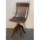 Early 20th century oak swivel chair, 42 x 43cm
